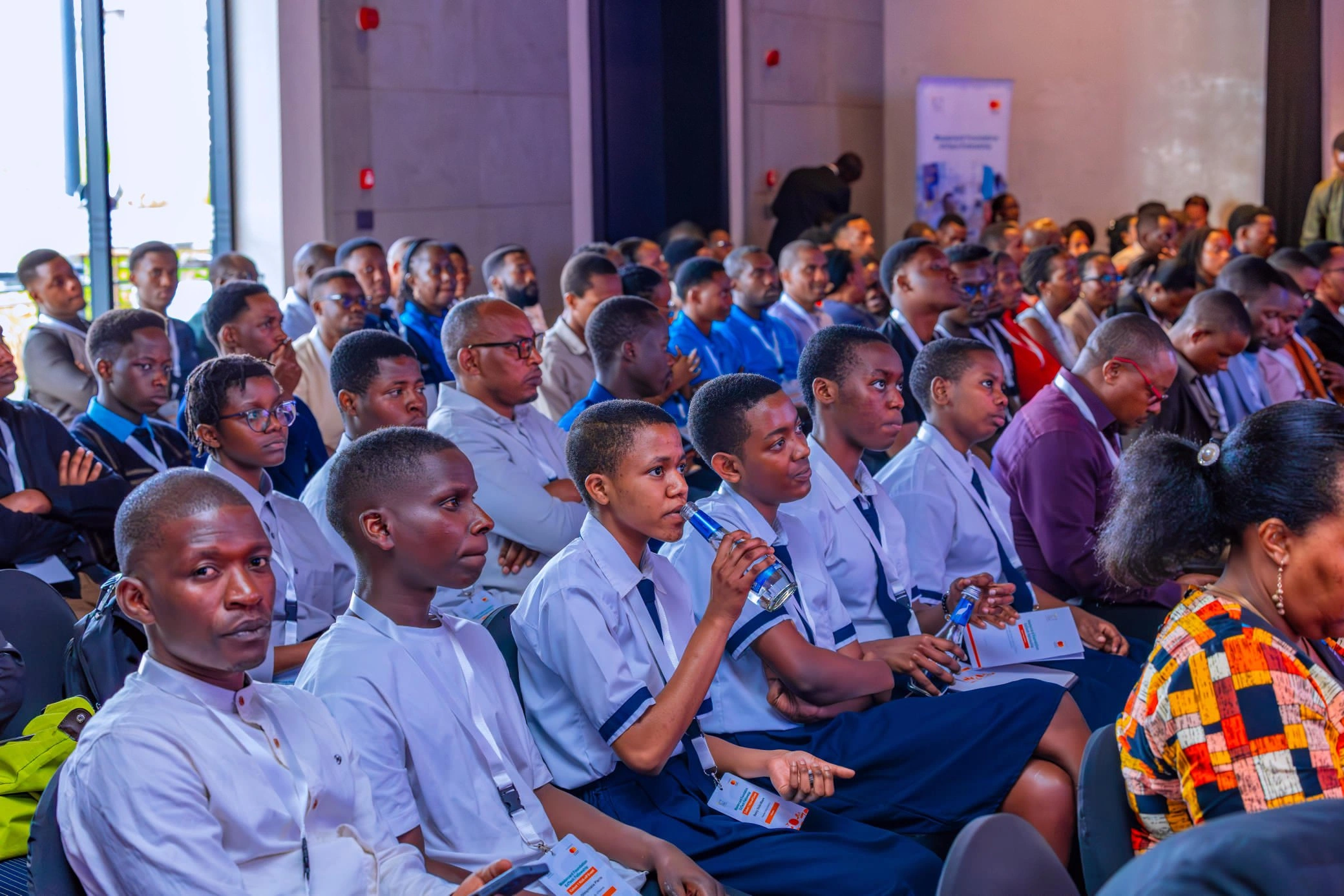 Modern Lecture Halls & Smart Classrooms